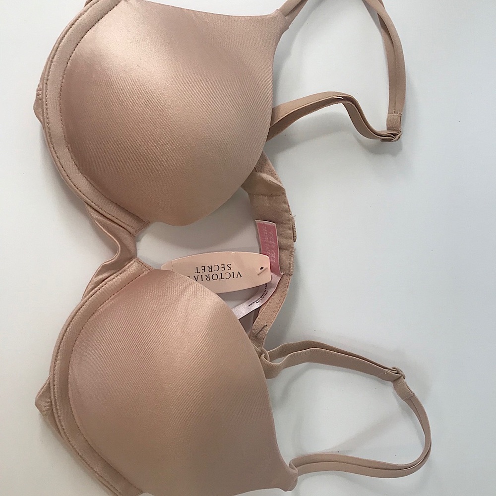 Victoria’s Secret Bra NWT